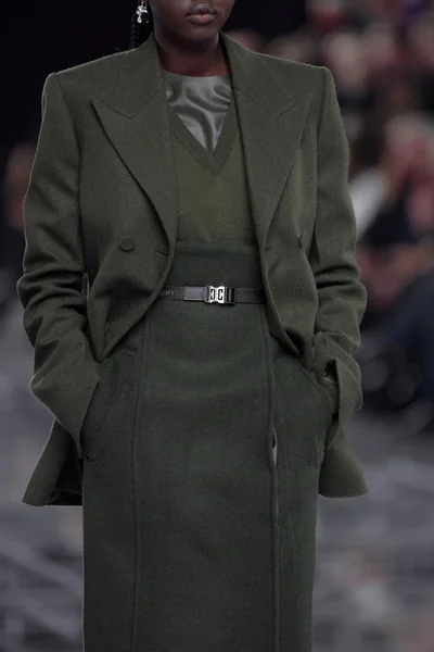 Look 110